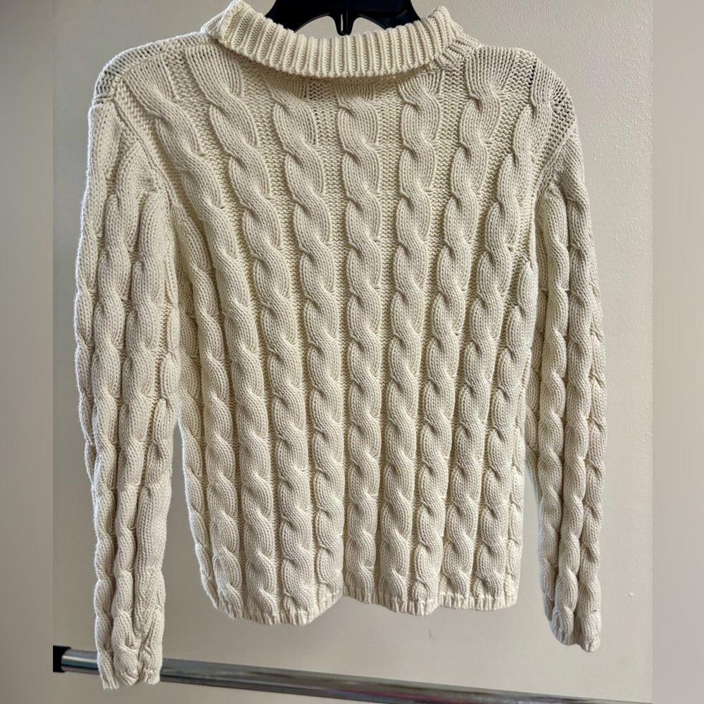 L.L Bean Chunky‎ Cable Knit Sweater Turtle Neck size Medium